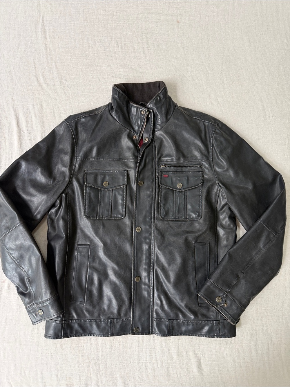 Levi’s Men’s Large Black Faux Leather Field Jacket Red Quilted Lining